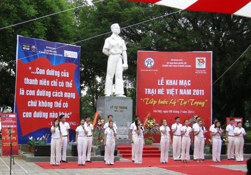 Khai mạc Trại hè Việt Nam 2011 với chủ đề “Tiếp bước Lý Tự Trọng”